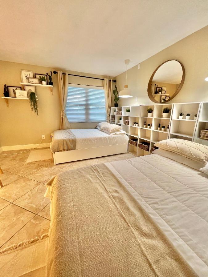 Beach Oasis 704 Lovely Daytona Ocean Front For 5 Sleeps Up To 12 Daytona Beach Eksteriør bilde
