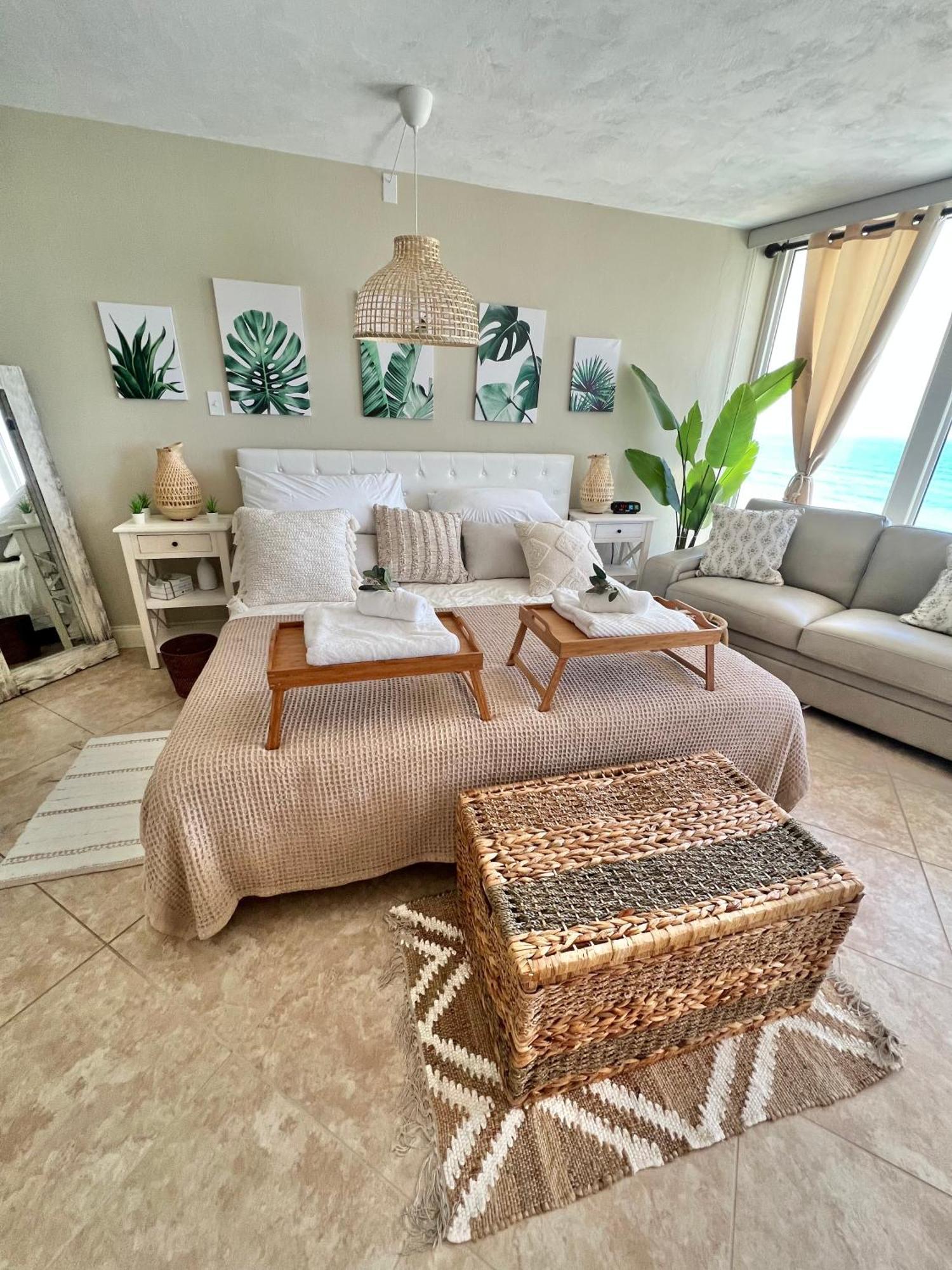 Beach Oasis 704 Lovely Daytona Ocean Front For 5 Sleeps Up To 12 Daytona Beach Eksteriør bilde