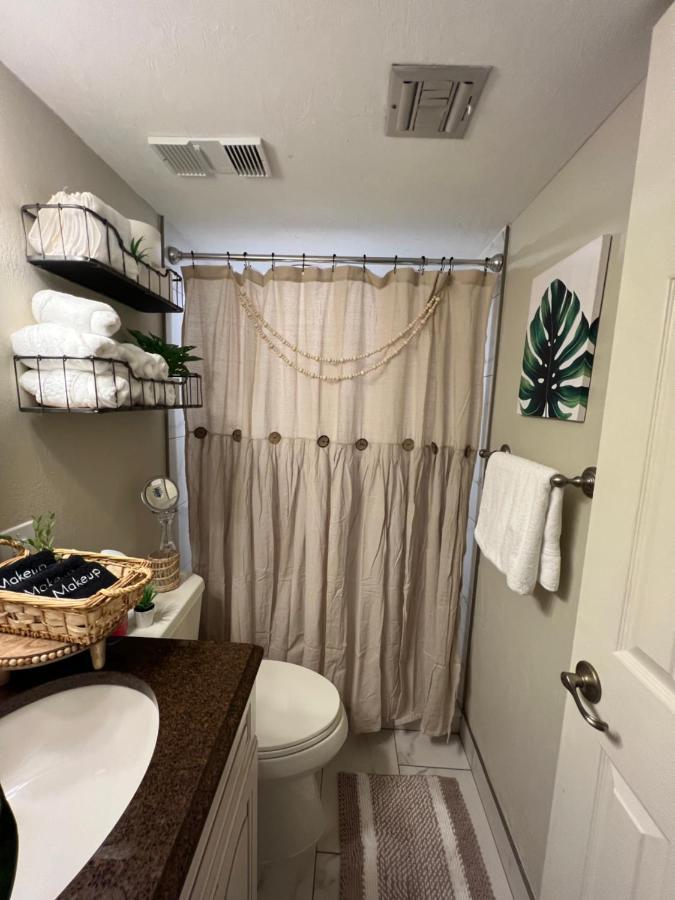 Beach Oasis 704 Lovely Daytona Ocean Front For 5 Sleeps Up To 12 Daytona Beach Eksteriør bilde