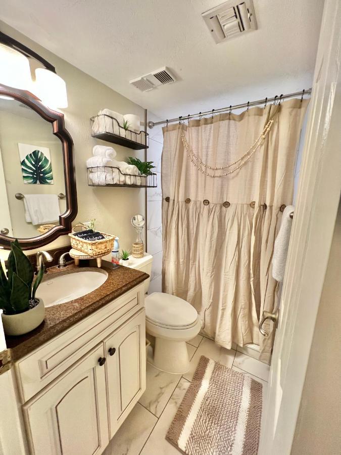 Beach Oasis 704 Lovely Daytona Ocean Front For 5 Sleeps Up To 12 Daytona Beach Eksteriør bilde