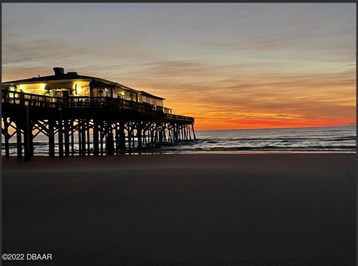 Beach Oasis 704 Lovely Daytona Ocean Front For 5 Sleeps Up To 12 Daytona Beach Eksteriør bilde
