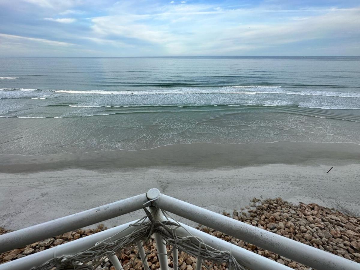 Beach Oasis 704 Lovely Daytona Ocean Front For 5 Sleeps Up To 12 Daytona Beach Eksteriør bilde